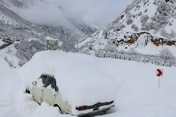 هواشناسی ایران ۹۹/۱۰/۷| تداوم بارش برف و باران در ۹ استان/ افزایش آلودگی هوا در کلان شهرها