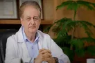تخت‌های بیمارستانی همچنان در اشغال بیماران کرونا/ هشدار درباره تبعات تجمعات اعتراضی دانش‌آموزان