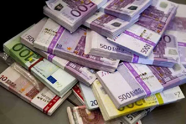 دولت مکلف به تخصیص ۳ میلیارد یورو جهت تقویت بنیه دفاعی شد