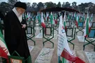 رهبر انقلاب: خون مطهر شهدا حقانیت جمهوری اسلامی را بر جبین تاریخ ثبت کرد