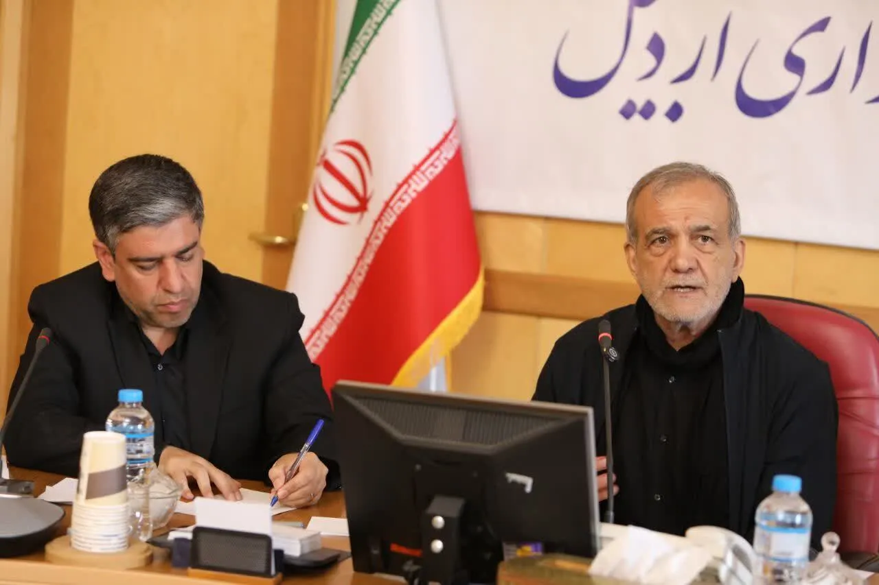 دولت از هیچ تلاشی برای اتمام راه‌آهن اردبیل دریغ نمی‌کند