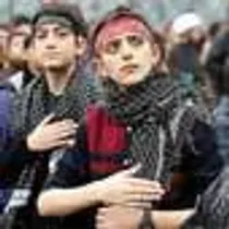اربعینی در قامت نوجوانان