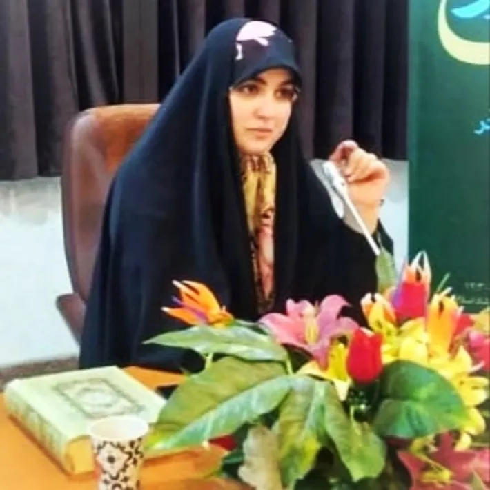 بعد از پدر در شأن زهرا نیست این عالم
