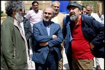 عکس | بازدید رئیس رسانه ملی از پشت صحنه سریال «سلمان فارسی»