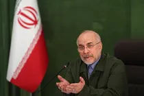 آبراهام لینکلن در اولین مواجهه با موشک‌ها و پهپادهای ایرانی عقب‌نشینی کرد