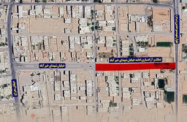 قفل برازنده مقدم در یزد پس از ۲۰ سال شکسته شد