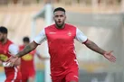تلاش مهاجم پرسپولیس برای خروج مخفیانه از ایران