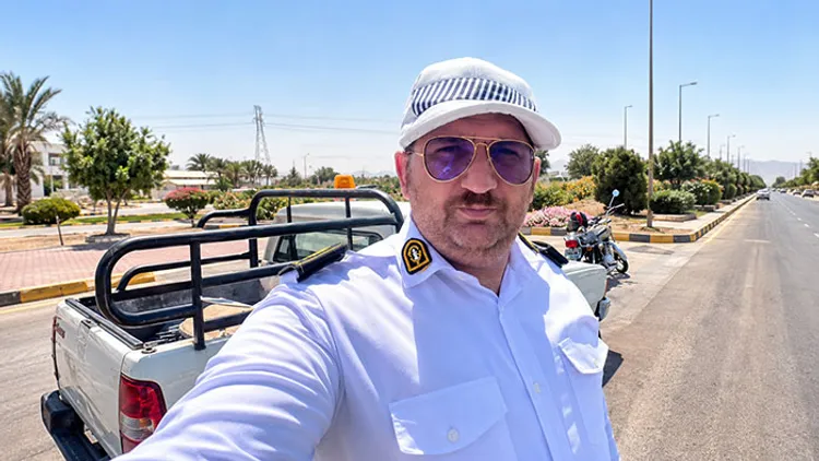 سختی‌ها و شیرینی‌های زندگی با یک پلیس