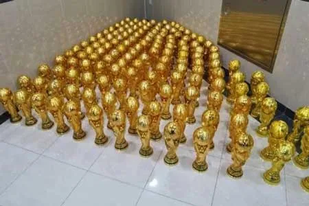 کشف ۱۴۴ کاپ جعلی جام جهانی در قطر