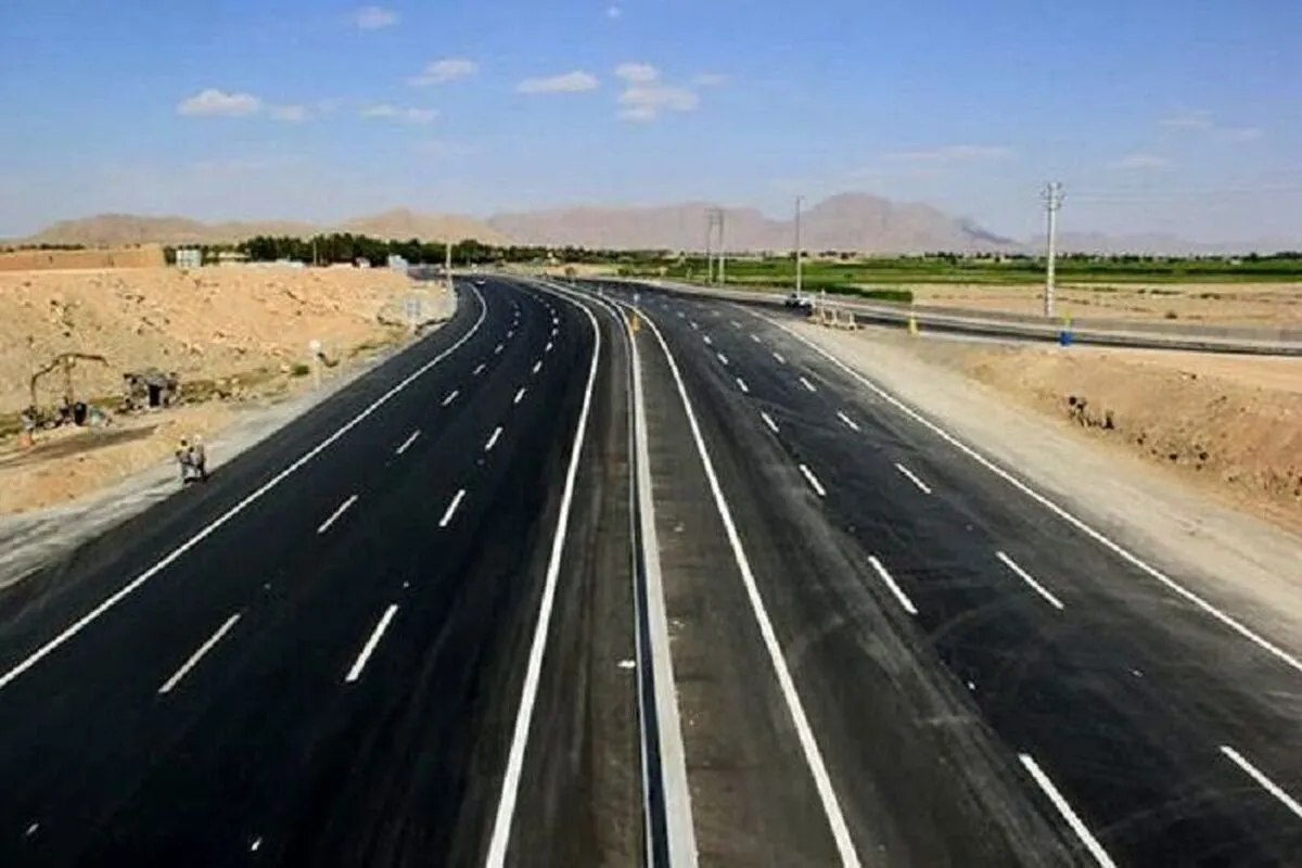 تکمیل ۸۰ کیلومتر از بزرگراه زاهدان - چابهار تا پایان امسال