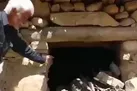 ببینید | همكلاسى با مار و عقرب