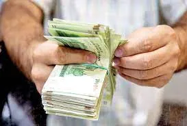 نباید بیماران در برخی مطب‌ها مجبور به پرداخت پول نقد شوند