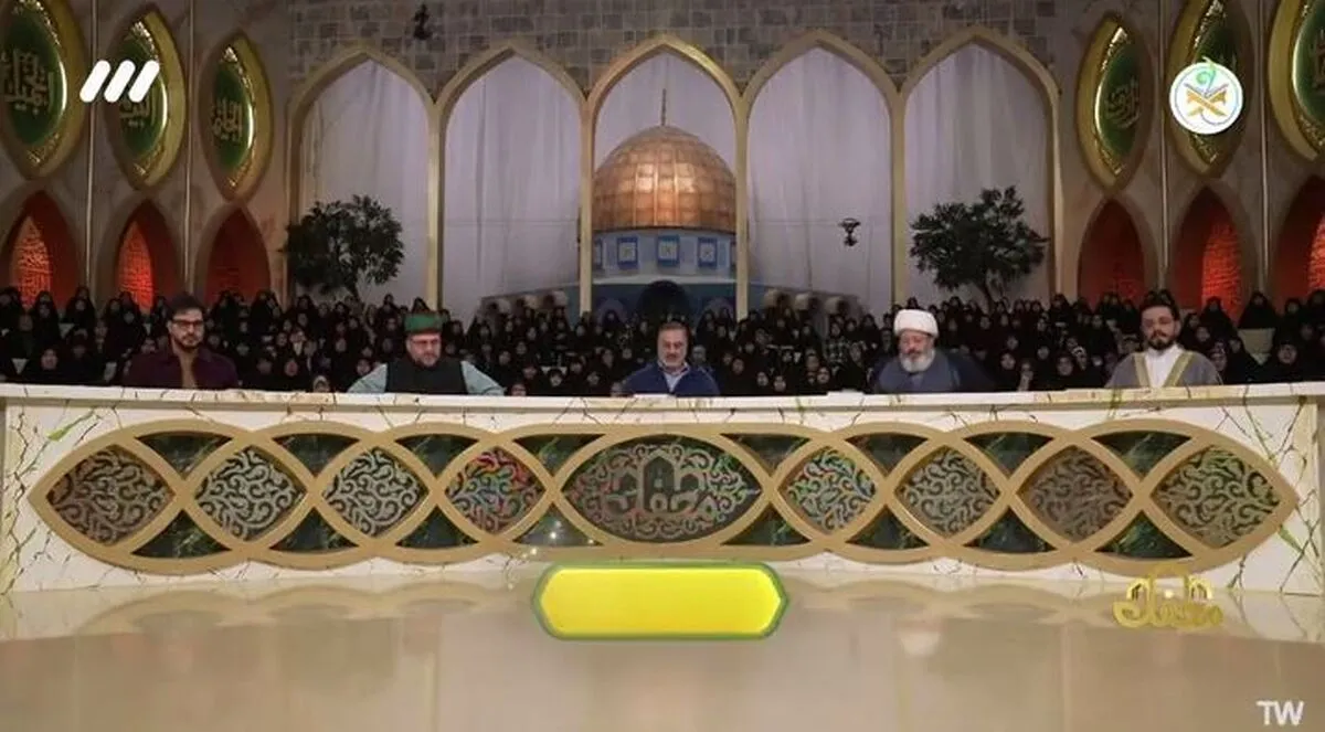 ببینید |  از پخش برنامه «محفل» به پنج زبان مختلف تا بین‌المللی شدن صالح مهدی‌زاده قاری نوجوان برنامه