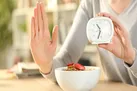 تاثیر منفی تغییر رژیم غذایی و ساعت شبانه‌روز بر چربی‌های سالم