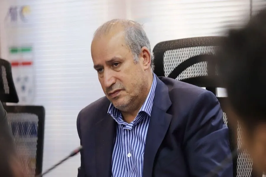 تاج افتاد؟!