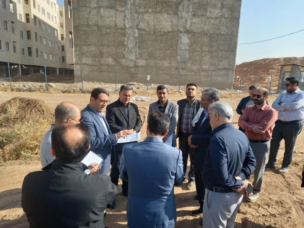 بازدید فرماندار قزوین از پروژه ۱۰۲۰ واحدی مسکن ملی شهر اقبالیه