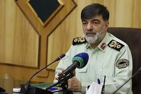 فرمانده کل انتظامی: طرح نور را با قوت ادامه می‌دهیم