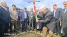 کلنگ‌ مدرسه خیرساز «انقلاب» بصیرآباد گمیشان به زمین زده شد
