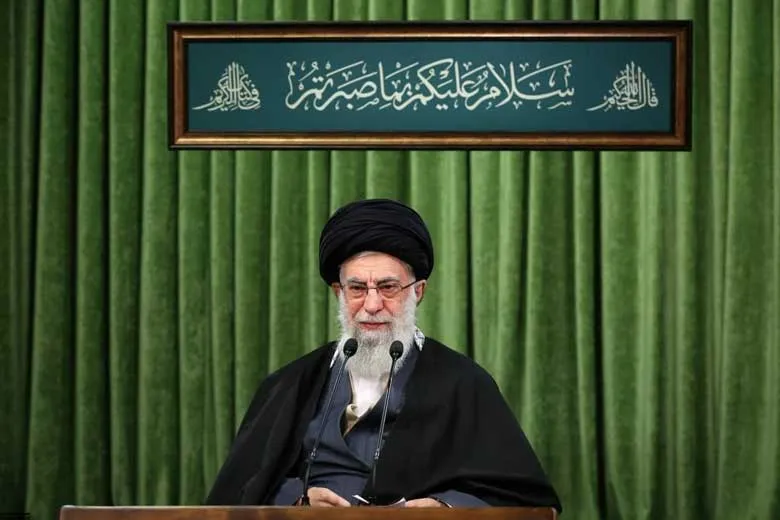 سخنرانی مقام معظم رهبری به مناسبت قیام ۱۹دی مردم قم / تشکر رهبر انقلاب از حماسه مردم ایران در سالگرد شهید سلیمانی (+گزیده بیانات)
