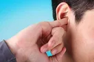 چرا گوشم مدام وز وز می کند