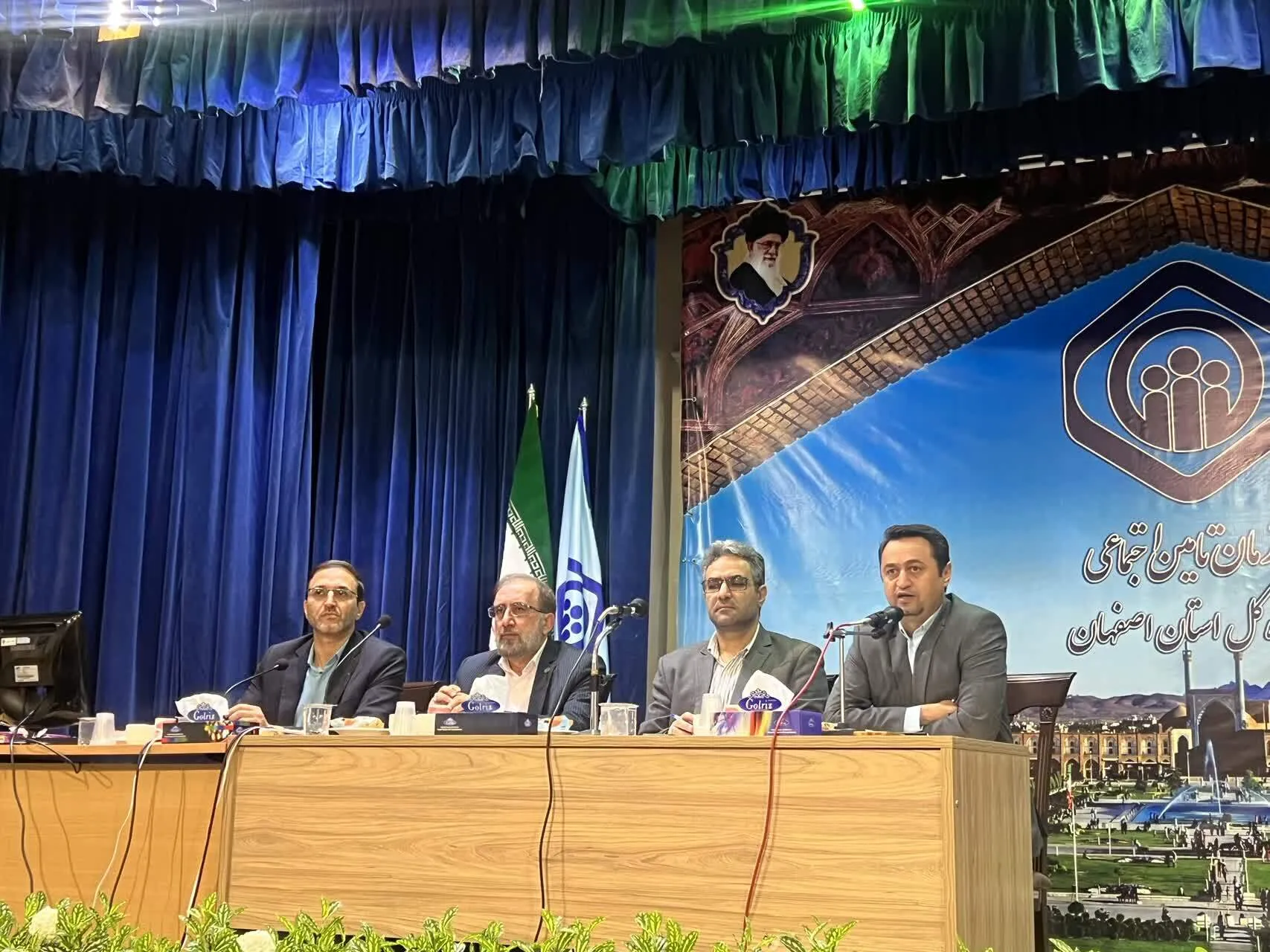 مردم استان اصفهان سال گذشته۸۲ هزار میلیارد تومان بیمه بیکاری دریافت کردند