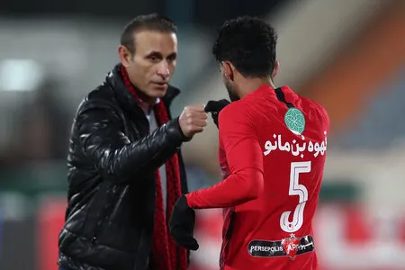 یحیی گل‌محمدی: بازیکنانم نباید خودشان را قهرمان بدانند