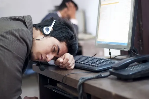 ساعات کار طولانی، عمر را کوتاه می‌کند