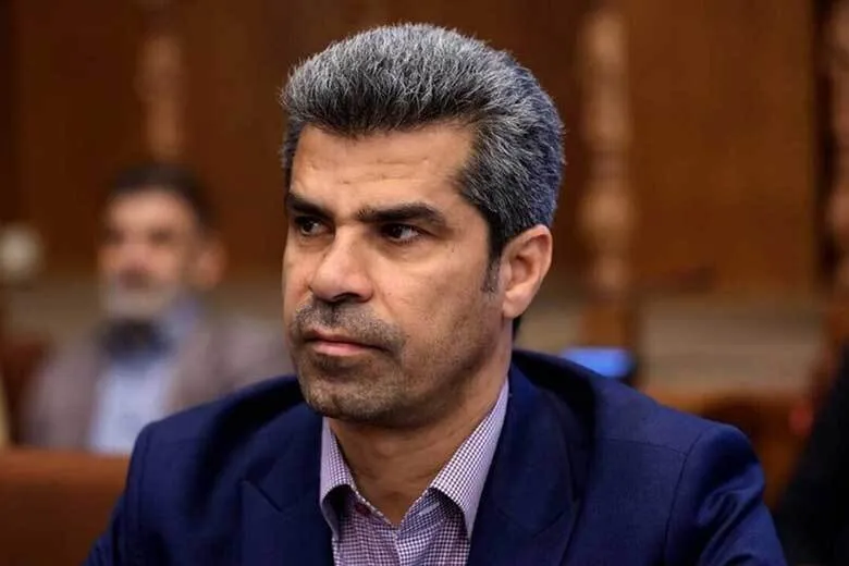 سفر‌ها و مزایایش که خوب بود، آقای ساعی!