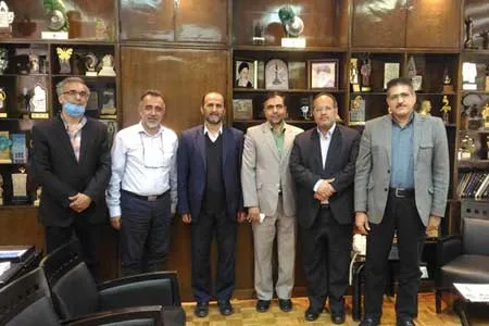استان زنجان قابلیت تبدیل به پایگاه پانتومیم کشور را دارد