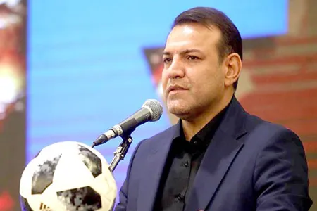 عزیزی‌خادم: تیم ملی با یک مساوی حذف می‌شد اما آدمها فراموشکار هستند
