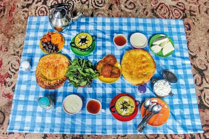 آداب تغذیه‌ای افطار را به‌ جا آورید