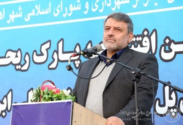 شهردار اهواز :در آینده نزدیک سواحل شرق و غرب کارون زیبا می‌شوند