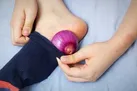 احساس کسالت می کنید، پیاز در جوراب خود قرار دهید