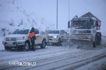 امکان تردد در گردنه‌های برف‌گیر چهارمحال و بختیاری، فقط با زنجیر چرخ