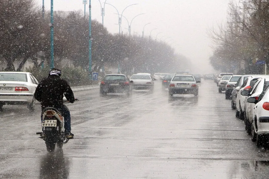 رگبار باران، رعدوبرق و وزش باد در برخی از استان‌ها