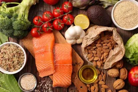 ۱۲ مورد از بهترین ویتامین‌ها برای سوزاندن چربی و ساختن ماهیچه
