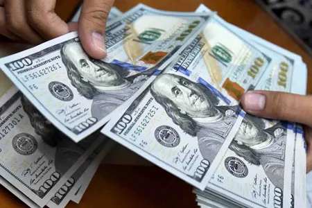 بازار متشکل ارزی و صرافی‌های مجاز امروز باز هستند
