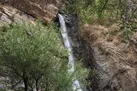 آبشار جان مرد عکاس را گرفت