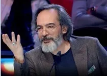 کارن همایونفر چهره هنر انقلاب در سال ۱۴۰۳ شد