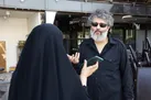 قصه‌های ساختمان شیشه‌ای روایت می‌شود