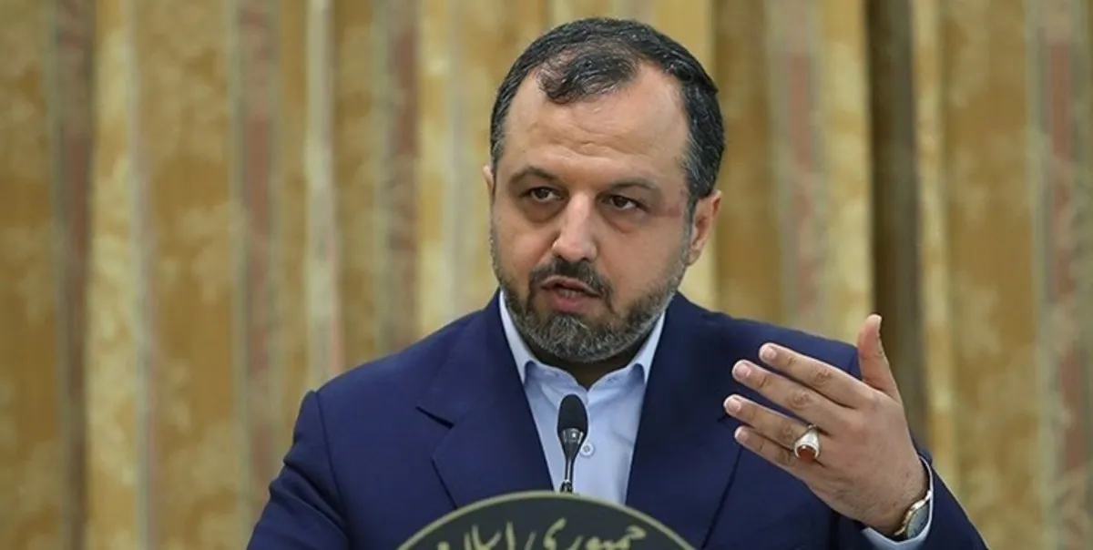 خاندوزی: اقتصاد ایران در حال خروج از چاله سرمایه‌گذاری منفی است