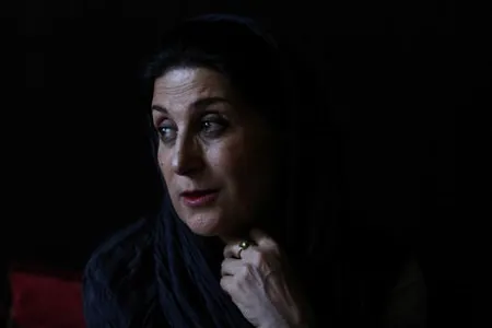 واکنش فاطمه معتمدآریا به ادعای نقش داشتن در نامه‌ای برای اولویت دادن به هنرمندان در واکسیناسیون