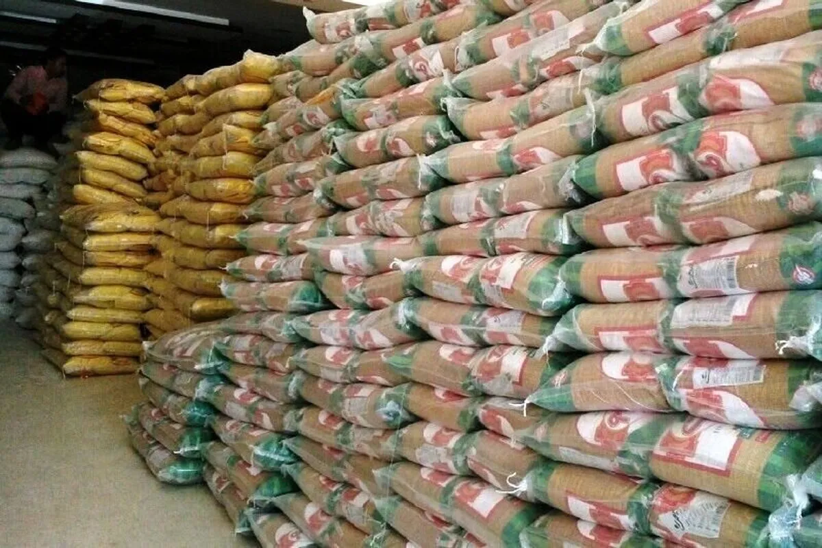 ببینید | کشف ۴۰۰ تُن برنج احتکاری در تهران