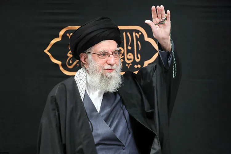 هم‌نشینی عقل‌و‌ایمان در سلوک رهبر شهید/آرامش و استقامت رهبر شهید ریشه در بلوغ شخصیتی و ایمان داشت