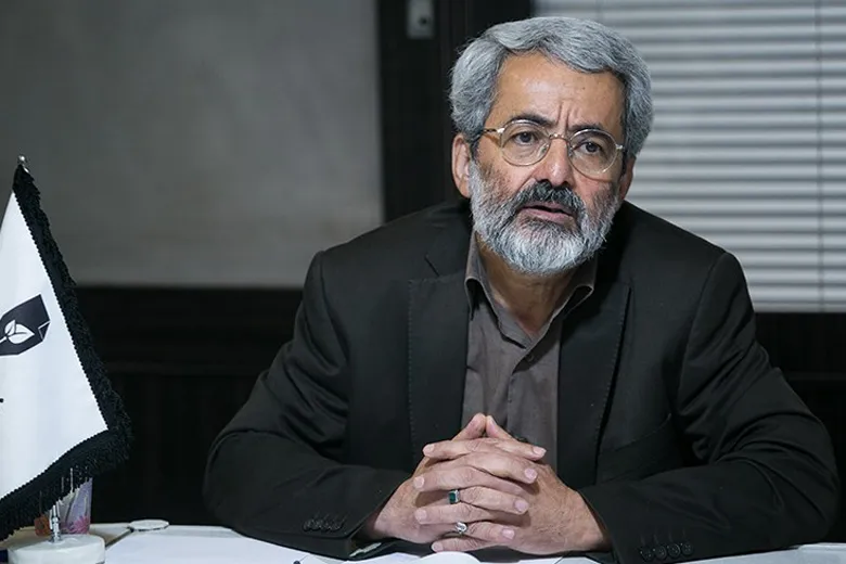 بازگشت متهم با تکنیک همه‌پرسی