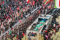 آغاز عصر خامنه‌ای