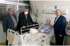 عیادت رییس دانشگاه از دکتر محمود اشرفی بنیان گذار جراحی کودکان در مركز آموزشي درماني الزهرا (س)