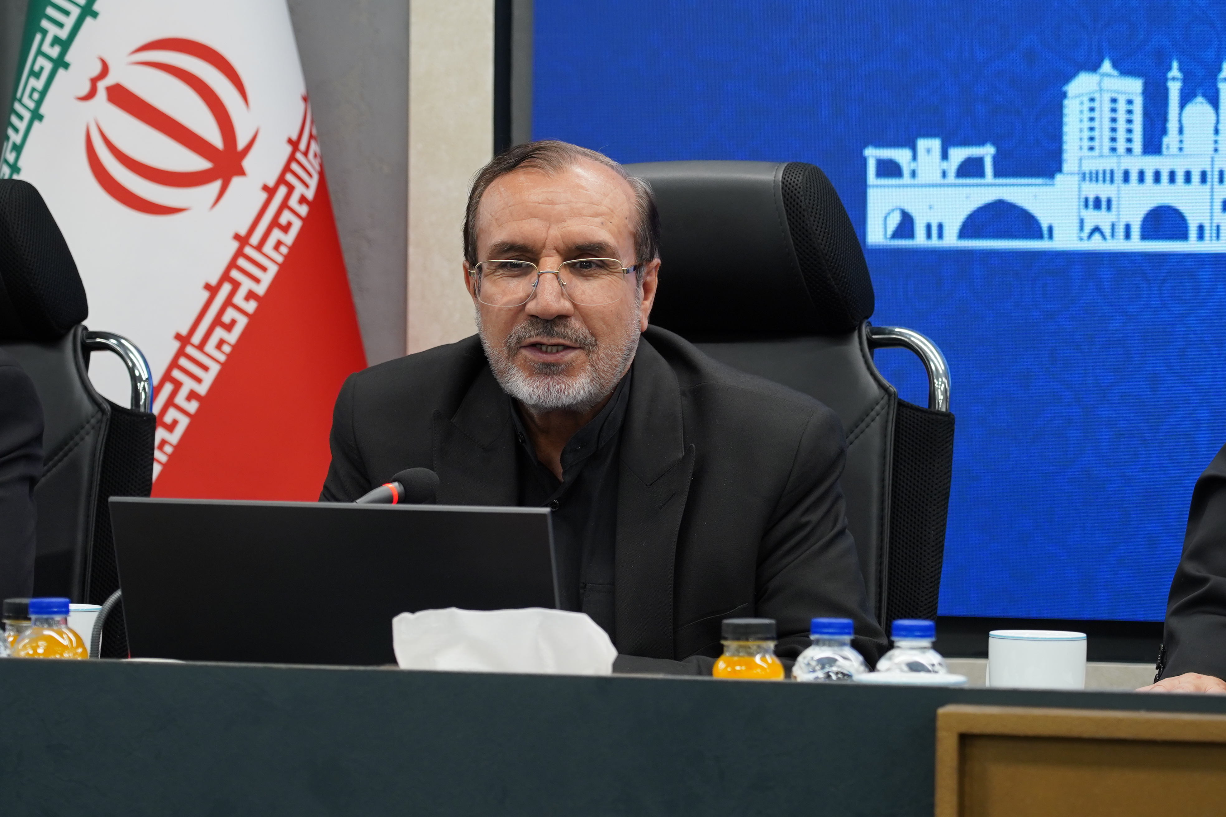پل راهآهن هشتگرد با اعتبار ۱۷۰ میلیارد تومانی آماده بهرهبرداری شد پل راهآهن هشتگرد با اعتبار ۱۷۰ میلیارد تومانی آماده بهرهبرداری شد