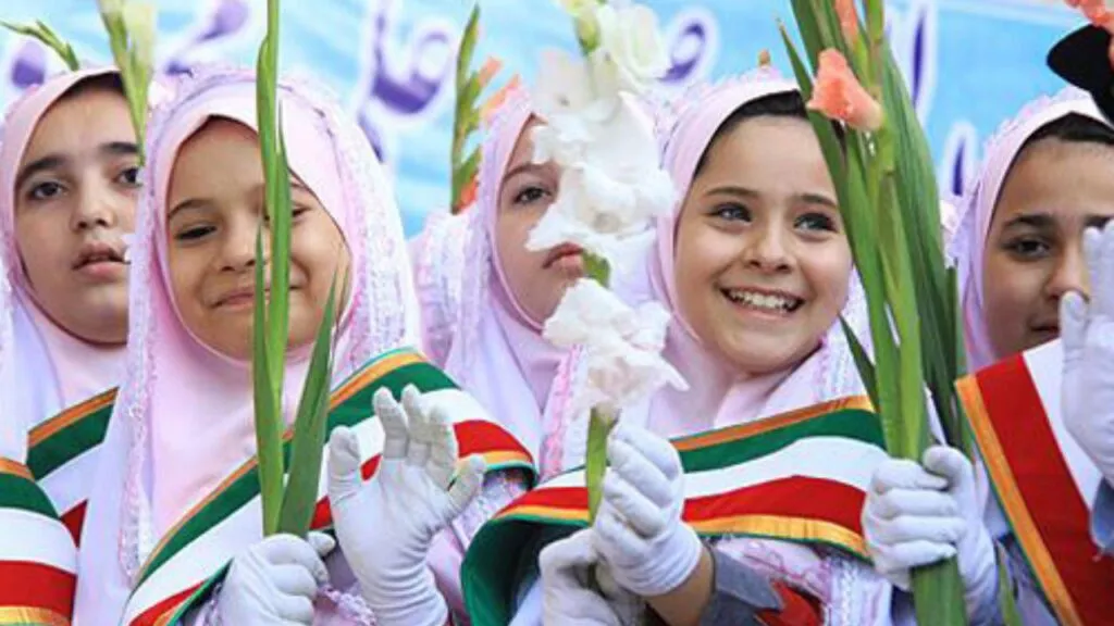 مدرسه شادم آرزوست!