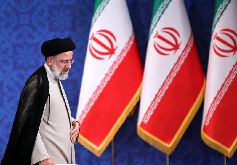 عبور از بحران‌های اقتصادی دولت روحانی، موفقیت بزرگ دولت رئیسی است